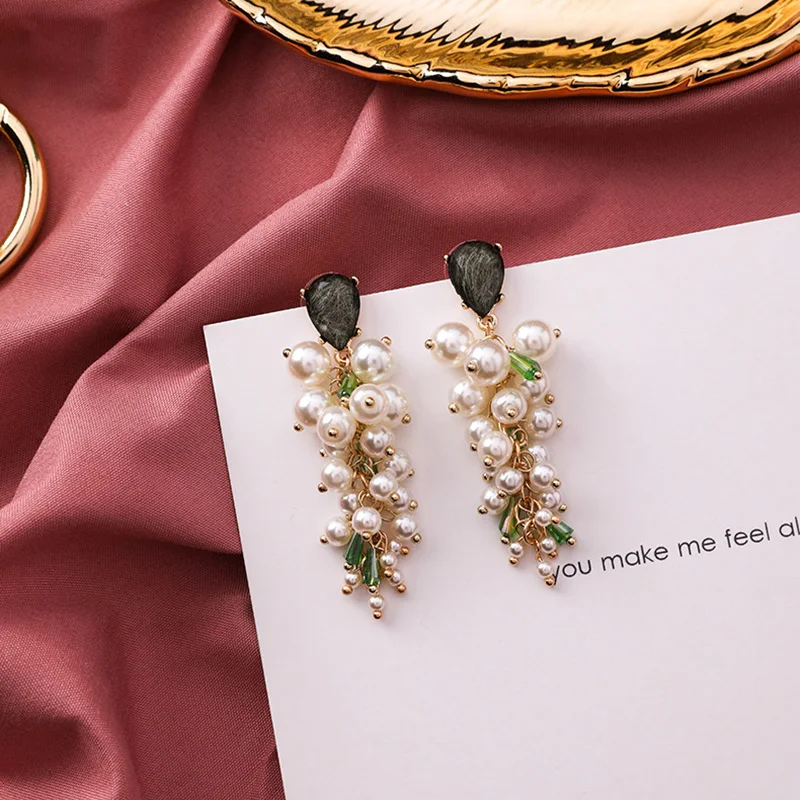 Korean Earring Simulated Pearl Beads String Aretes Long Drop Earrings for Women Girl Party Earrings Gifts Crystal Design Earring (10)