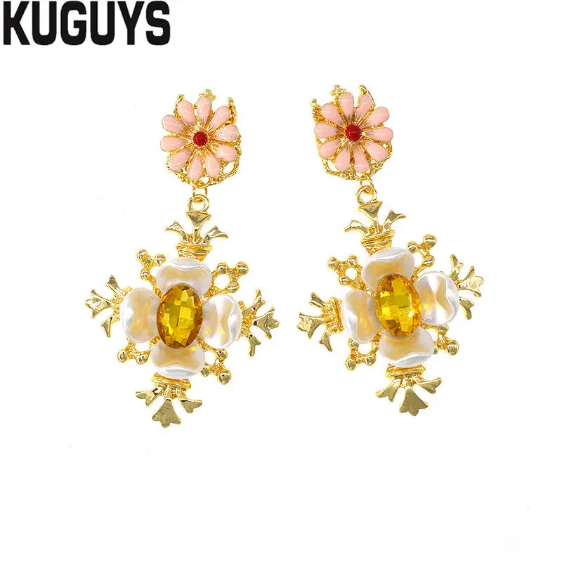 

KUGUYS Baroque Gold Geometirc Large Earrings for Women Vintage White Flower Earring Fashion Jewelry Wedding Party Accessories