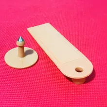 UHF животных электронных меток для животноводства отслеживания идентификации RFID Электронный и овечьими ушками на капюшоне RFID Ушная метка бирки овец
