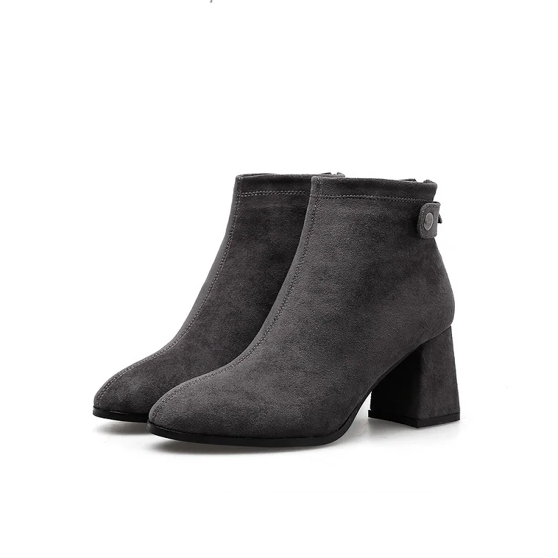 

2018 autumn and winter new thick with pointed toe plus velvet thick low tube Martin boots women's boots gray 0116