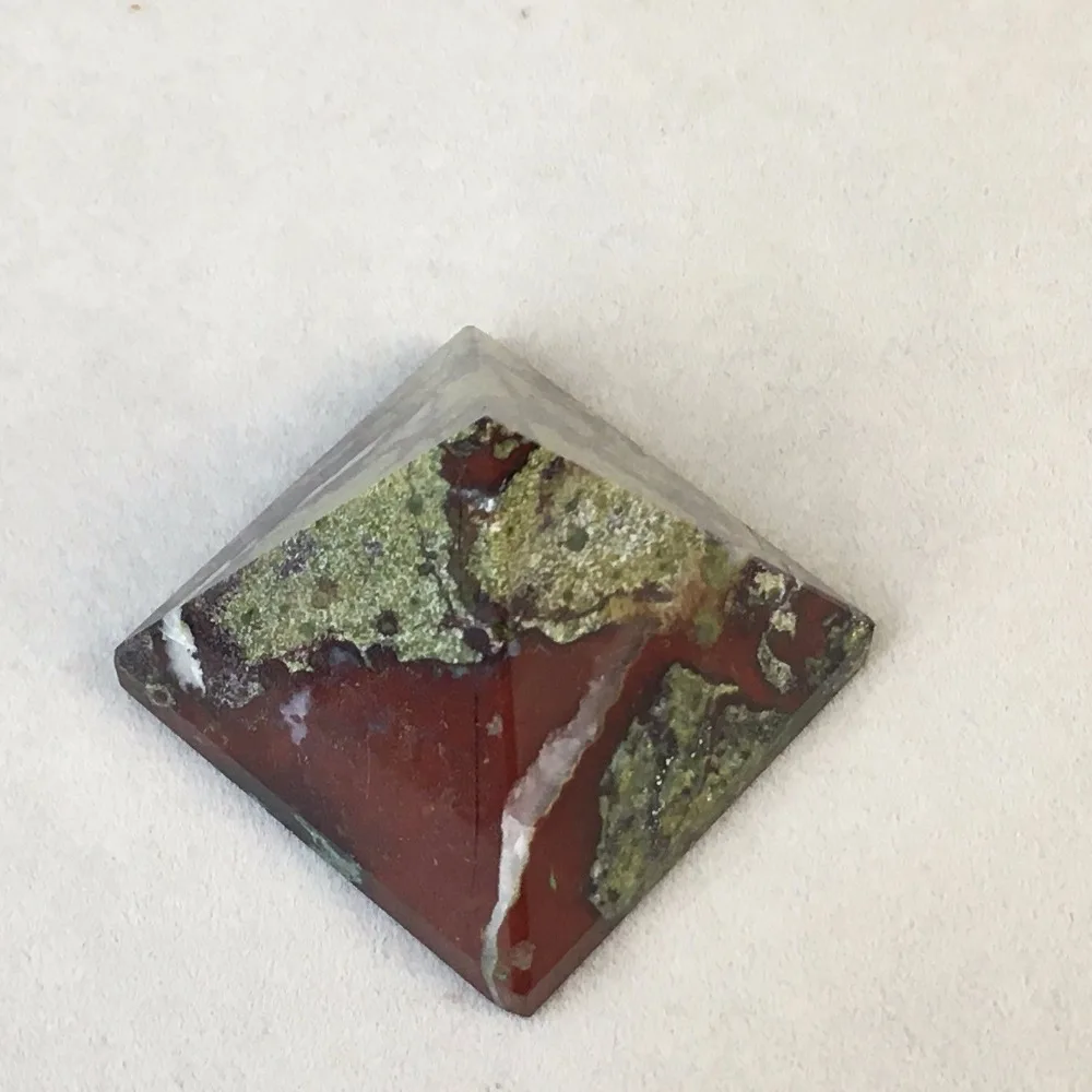Crystal Pyramid (4)