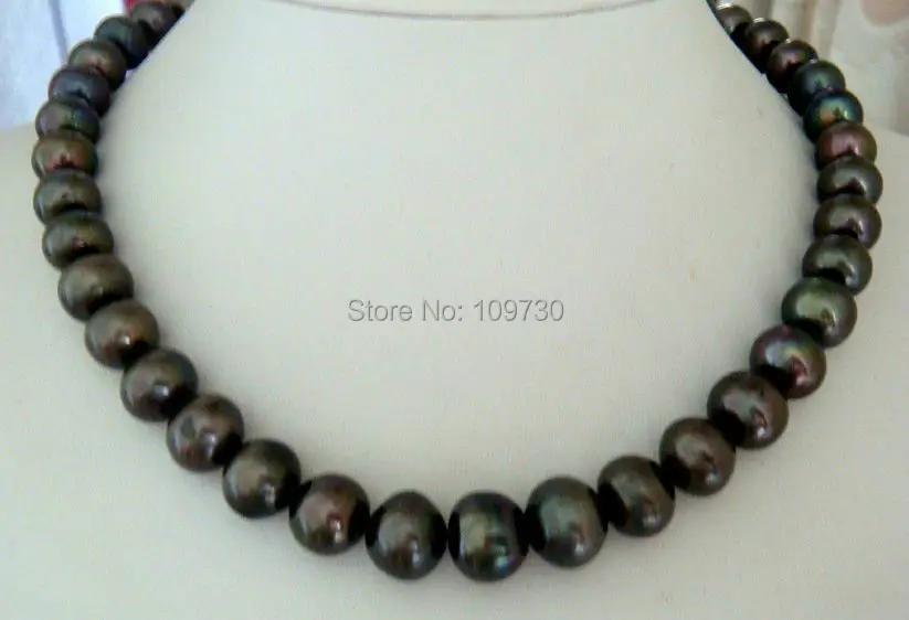 

Jewelr 00379 near round 12-14mm natural tahitian black pearl necklace
