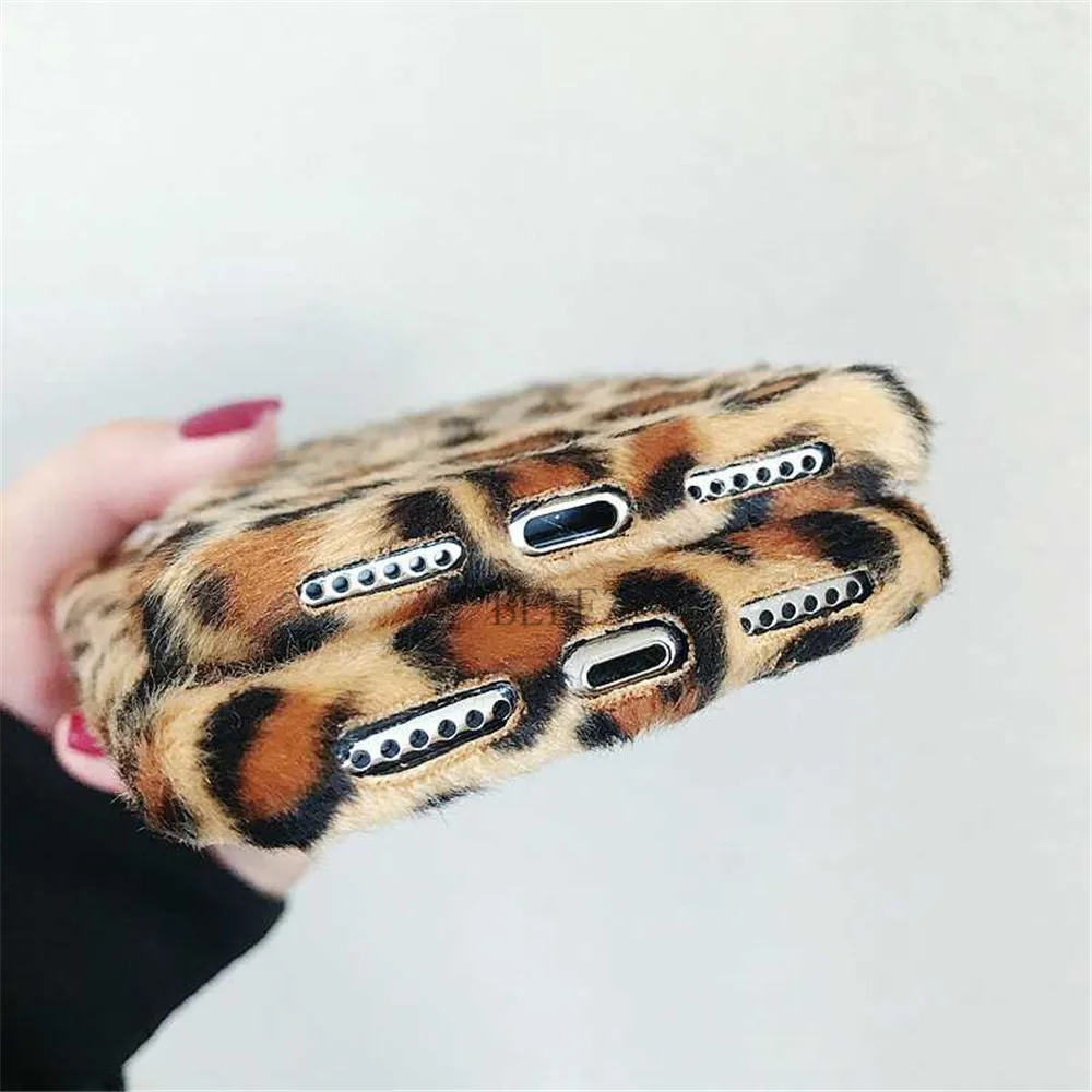 Soft Plush Phone Cases For iphone 8 7 6 6S Plus For iPhone X XR XS Max Winter Warm Fur Furry Leopard Print Cover Christmas Gift _01