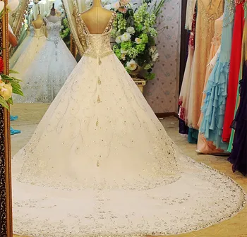 

Custom Made Luxury Wedding Dresses Sweetheart Lace-up Lace Appliques Beads Crystals Bridal Dresses Vestido De Noiva IZ187