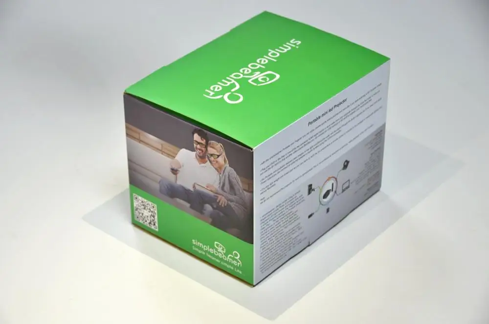 simplebeamer_mini_led_portable_micro_projector_image_GP802A_ (9)