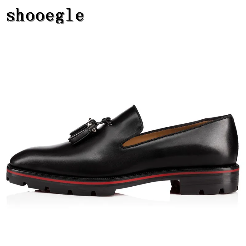 SHOOEGLE/Мужская обувь ручной работы наивысшего качества; chaussure homme; роскошные мужские лоферы с кисточками; черные кожаные мужские модельные туфли в стиле Дерби