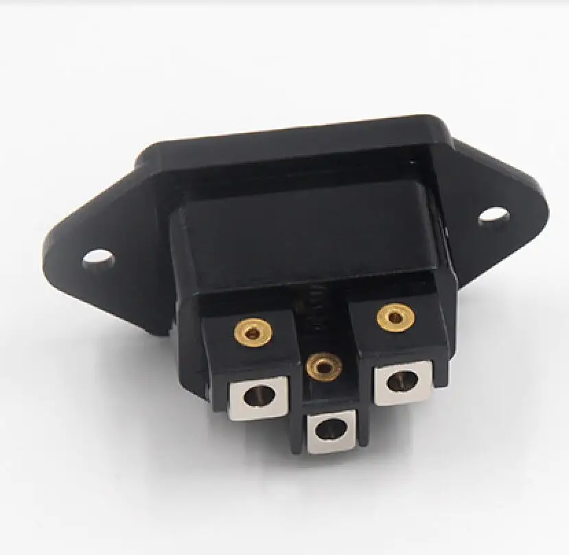 IEC Female socket (5)