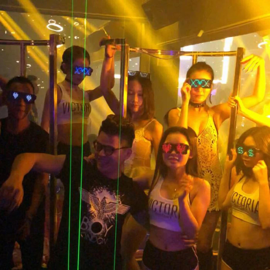 HTB19553ajzuK1RjSspeq6ziHVXa8