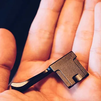 

Hot Shoe Thumb-Up Camera Thumb Up Grip For fuji XPRO2 fujifilm X-Pro2