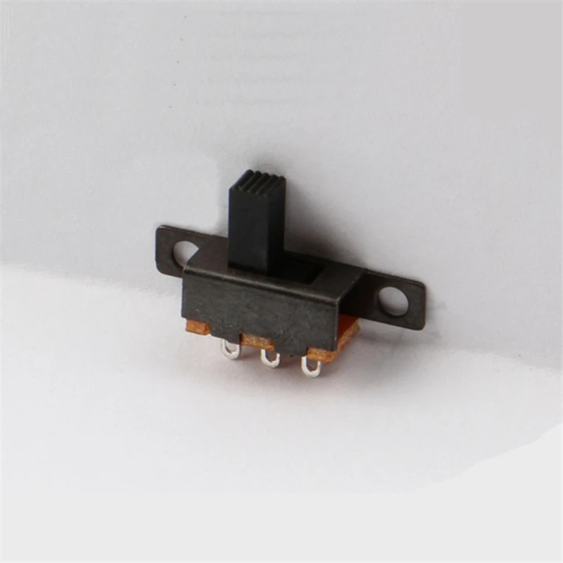 

2-speed toggle switch three-legged vertical with ears