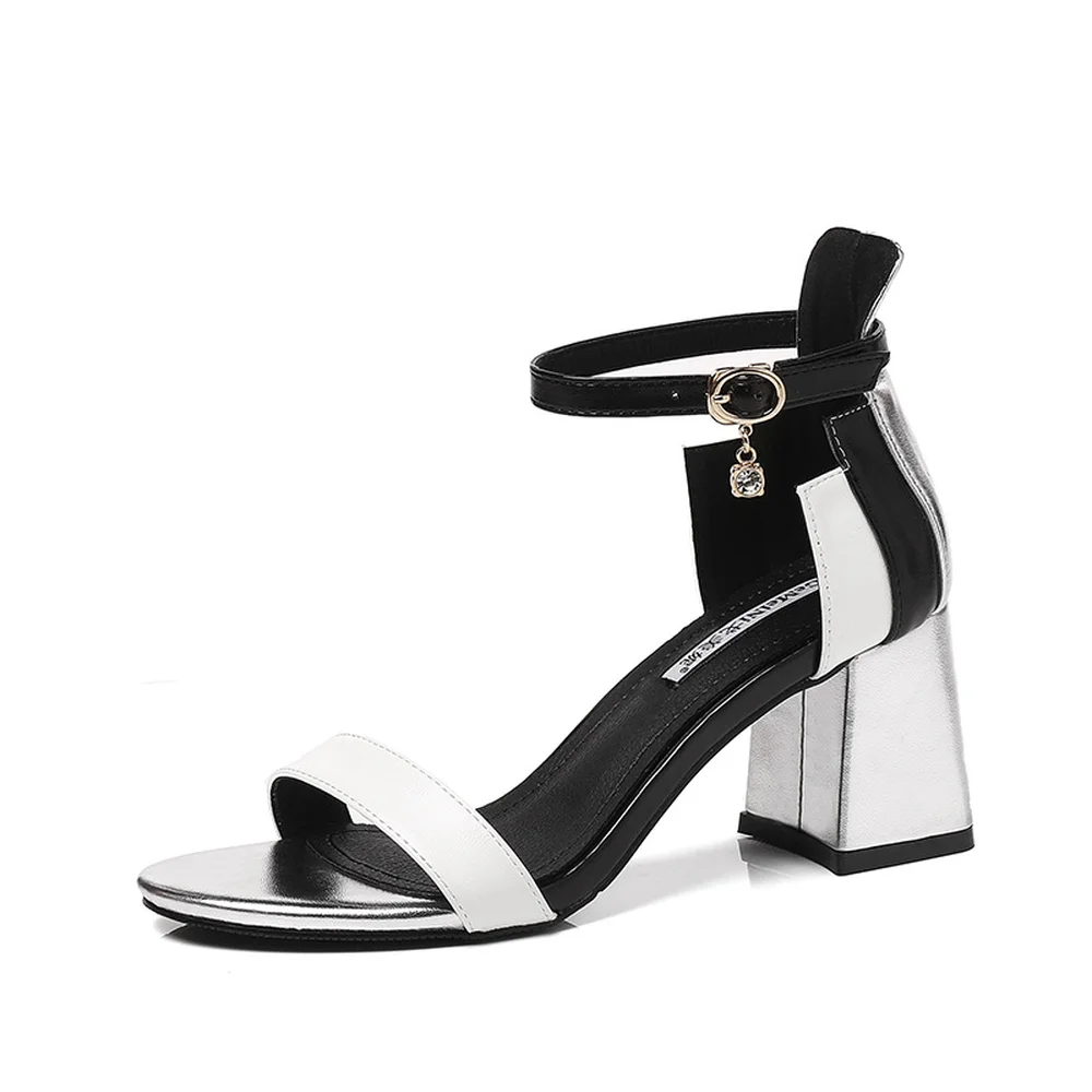 Grueso 2018 Hebillas Color silver Sexy Con Cómoda Nueva Lentejuelas Correa De Mujer Black Moda white Sandalias Metal Maduras Una Verano 87rwO8