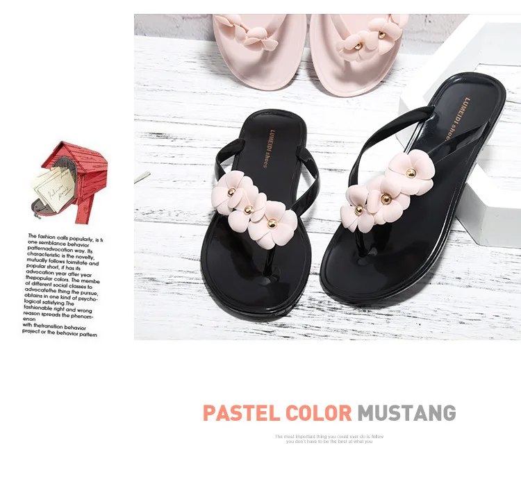 2Coloured sandals_06