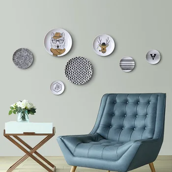 

Black and white painting Creative Ceramic Dish Plate Hanging Wall Hangings Western Dessert Dish Bakeware Decorative Plate