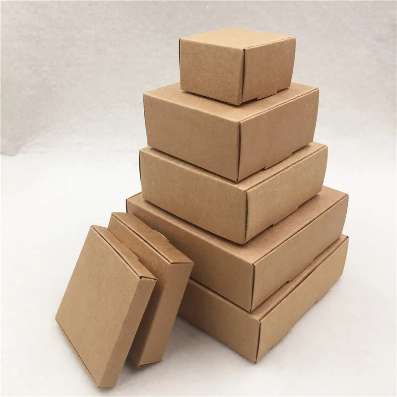 

50Pcs/Lot Cardboard Multi Size Kraft Paper Box For Grand Event Christmas Festival Cake Candy Boxes Packing Storage Container Box