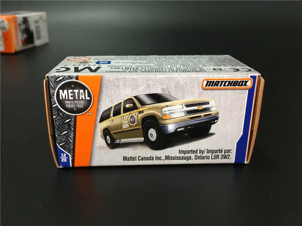 Модель 2019 года автомобиль в спичечной коробке 1:64 спортивный корпус из