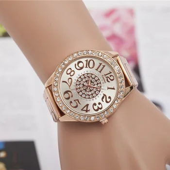 

Drop price fashion sunflower pattern diamond watches steel watch men and women quartz watch three color can be selected 2020 new