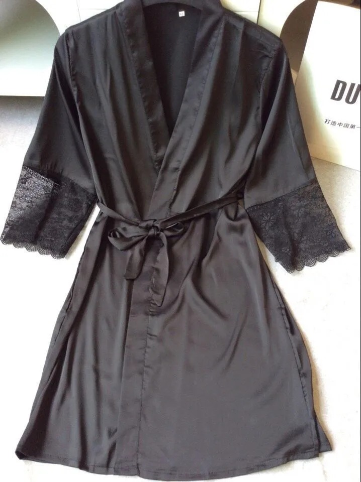 2388010489_1929359744