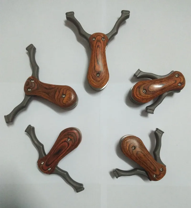 

Titanium steel mini folding small slingshot portable Super Hunting Catapult Rifle Precision strike