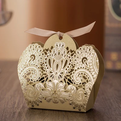 50 X пустотелая красная/Золотая Корона Свадебная коробка для конфет Подарочная коробка для свадебной вечеринки - Цвет: Gold