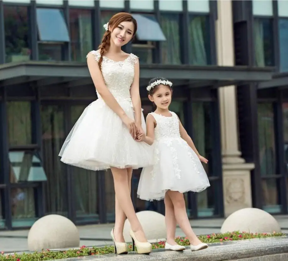 

Mother and Daughter Summer Floral Lace Beautiful Dress for Party Wedding