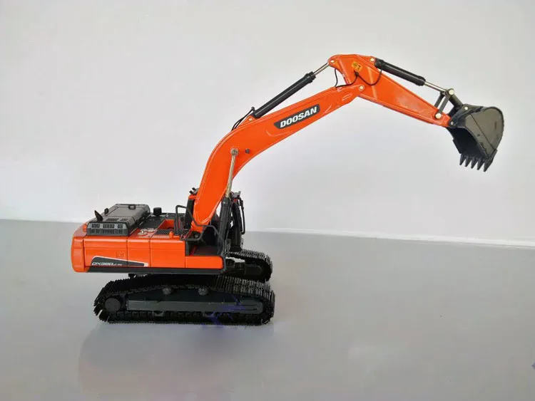 DX380 (7)