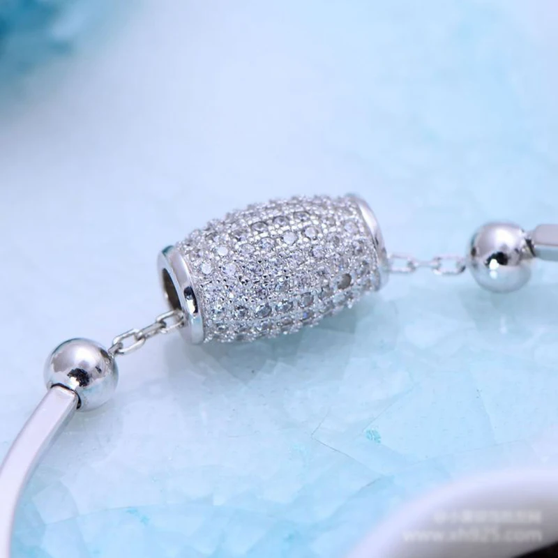 2948883153_1477970965