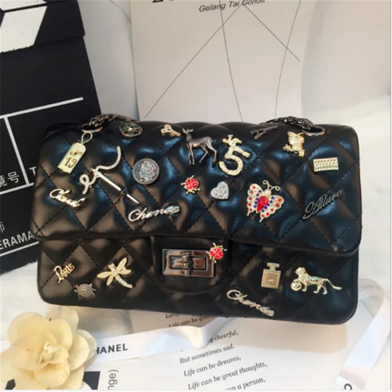 

B0182 Designer Women Messenger Bag Vintage Printing Butterfly Women Crossbdoy Bags Rivet Woman Shoulder Bag Brand Leather