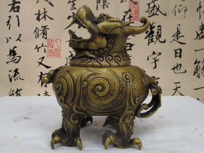 

wholesale factory Tibet Buddhism Monastery old Bronze Lion Brave troops beast incense burner