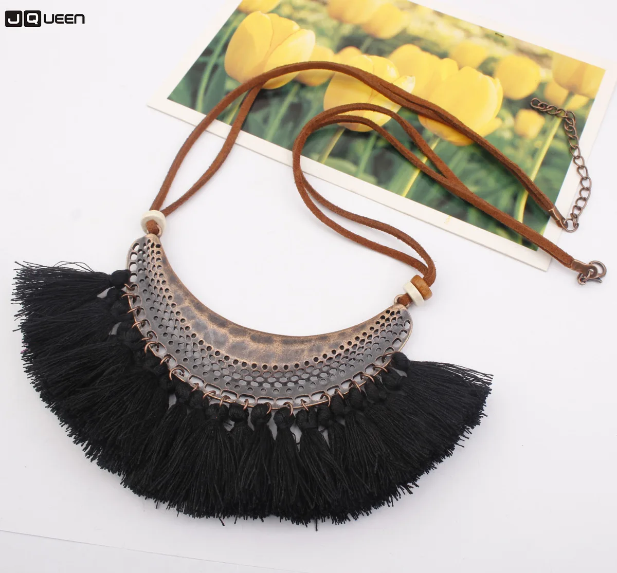 

Newest Trendy Crescent Moon Pendant Necklace Fashion Bohemia Colorful Tassels Sweater Chain Necklace Woman Accessories