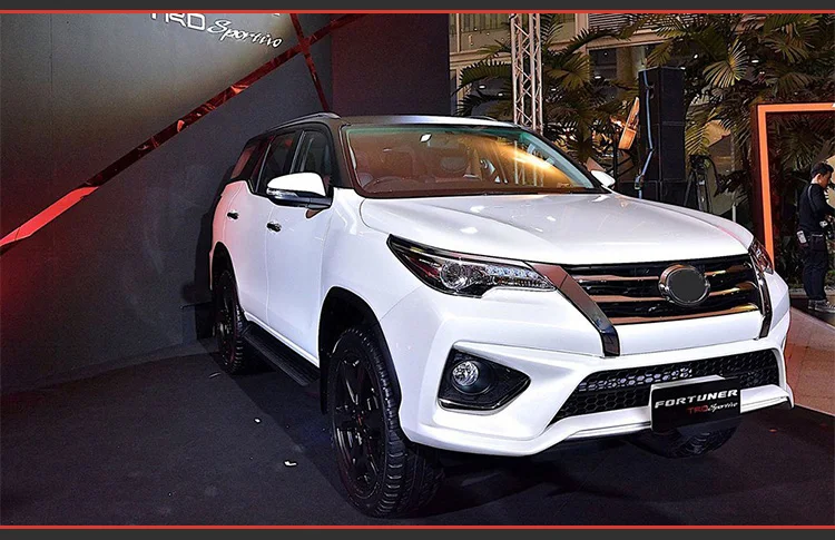 AKD авто стайлинг фары для Toyota Fortuner фары светодиодный ходовые огни Биксеноновые пучки Противотуманные фары с ангельскими глазками Авто уровни