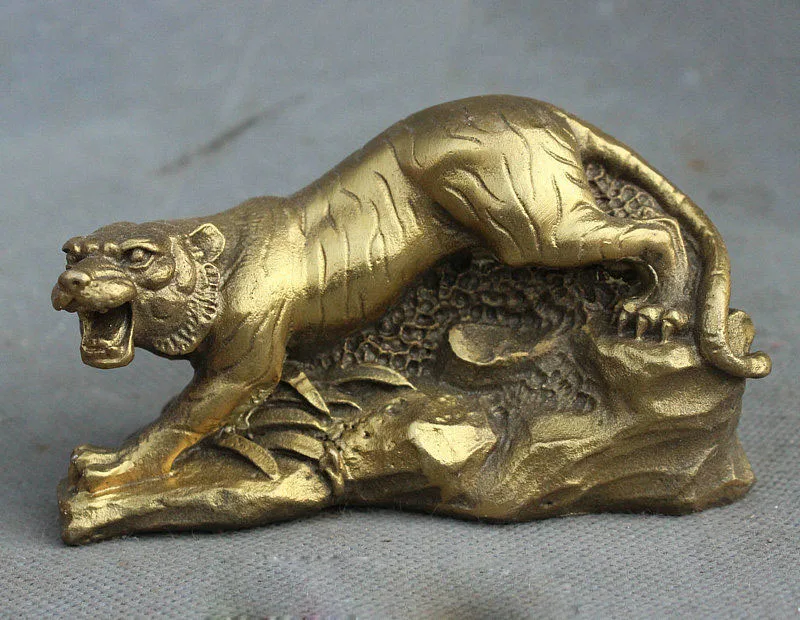 Chinese Pure Brass Copper Roar Wild Year Zodiac Tiger FengShui Statue