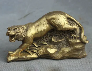 

Chinese Pure Brass Copper Roar Wild Year Zodiac Tiger FengShui Statue Figurine