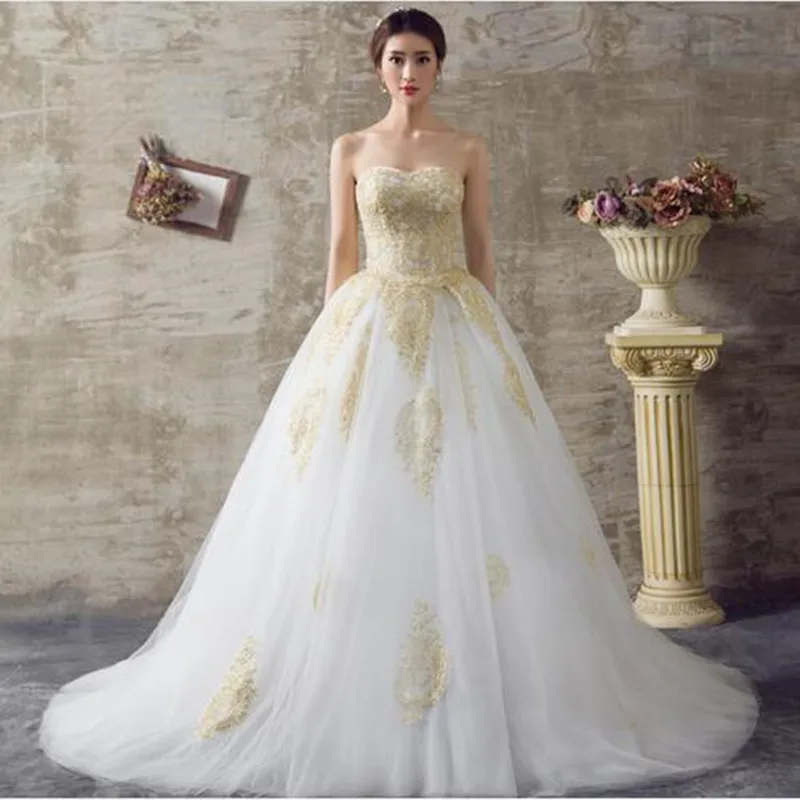 2017 White and Gold Wedding Dresses A Line Sweetheart Lace Up Back Royal Train Off the