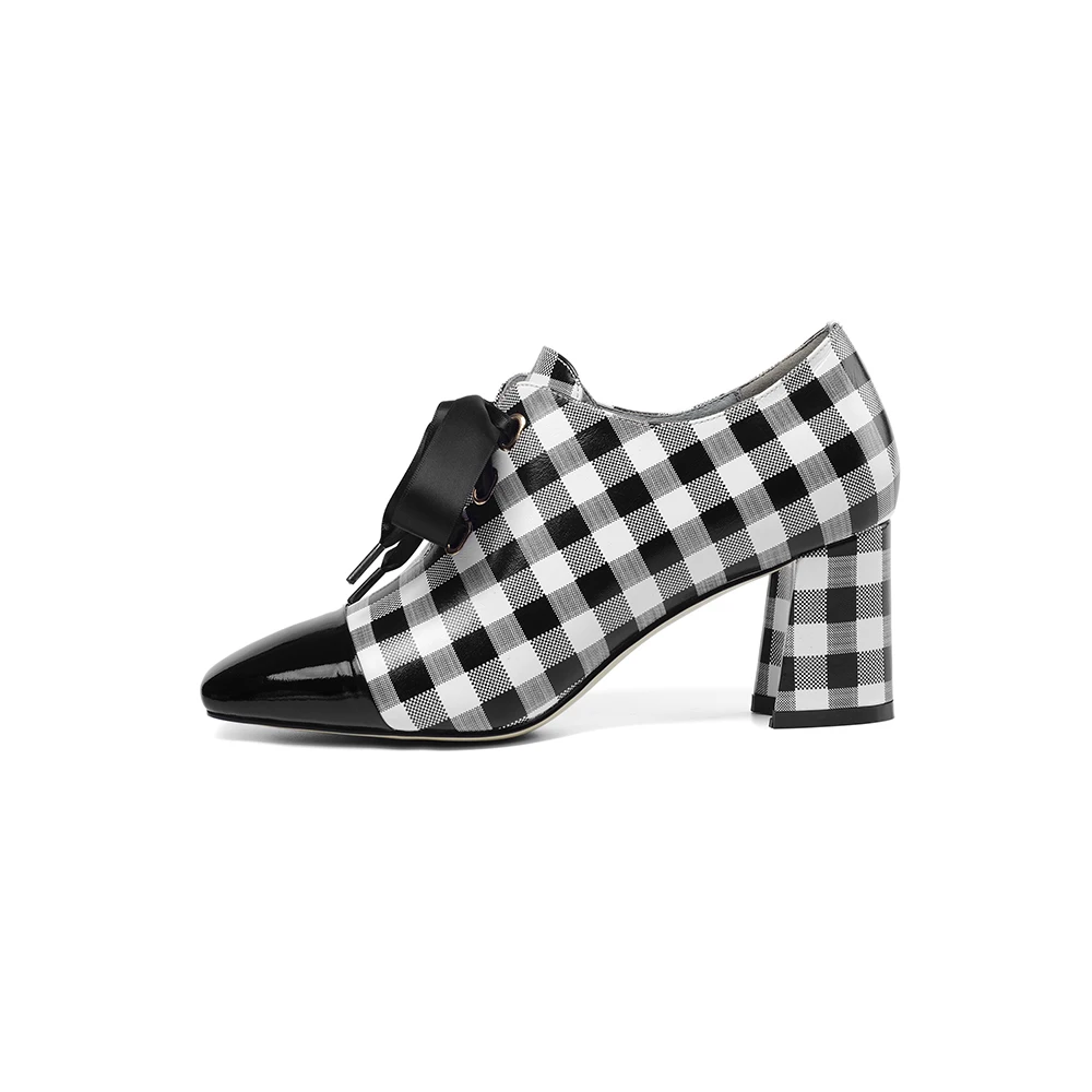 Новинка года; сезон весна; клетчатые женские туфли-лодочки на высоком каблуке; обувь на шнуровке с квадратным носком; женская обувь из коровьей кожи; модная женская обувь в шотландском стиле