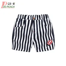 Де персик летние хлопковые детские черный+ белый полосатый Свободные шорты для маленьких мальчиков девочек Повседневное Пляжные шорты брюки детская одежда