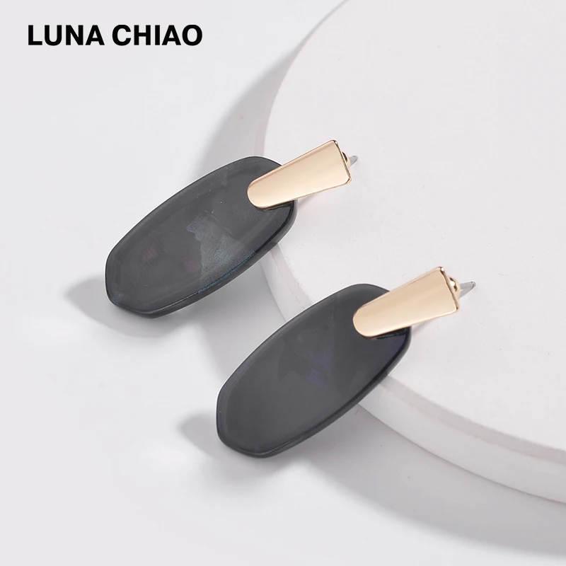LUNA CHIAO 2019 Spring New Arrival Bijoux Accessory Geometric Metal Resin Acrylic Board Shell Fashion Drop Earrings for Women