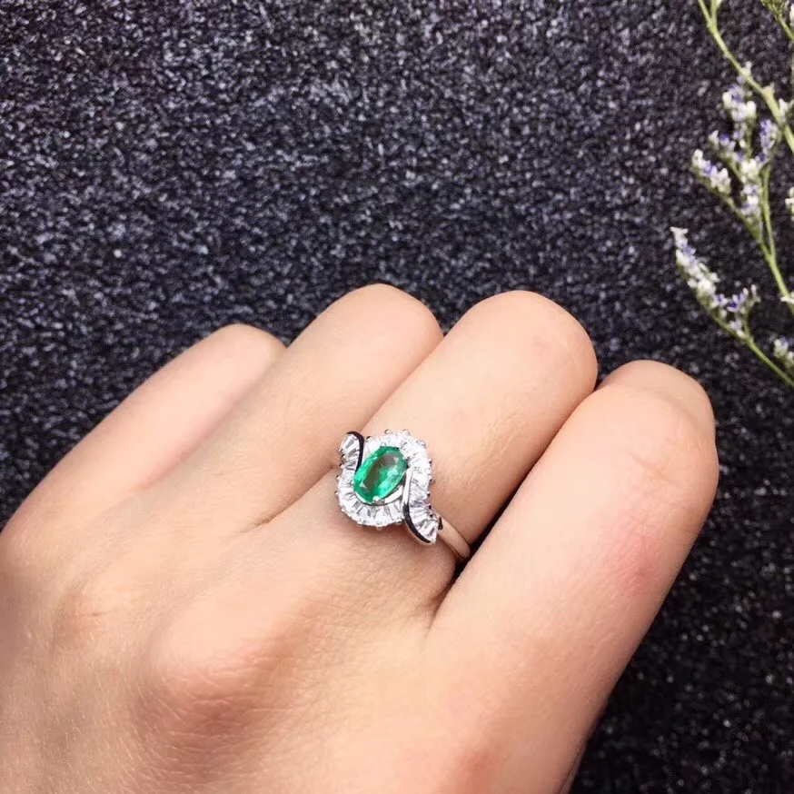 

Natural emerald ring 925 silver high quality crystal clean object photo shop promotion price