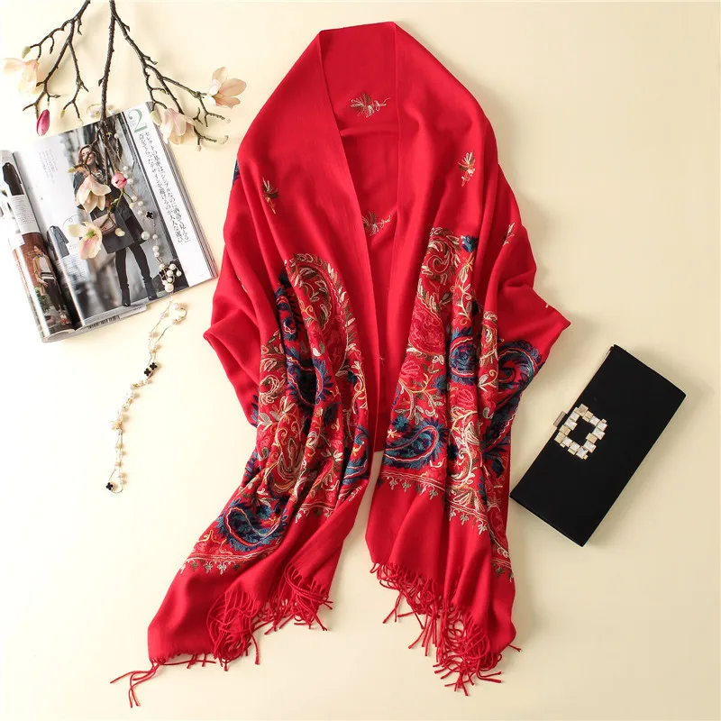 New Luxury Brand Women Scarf High Quality Embroidery Winter Cashmere Scarves Lady Shawls and Wraps Female Pashmina Echarpe - Цвет: yaoguo red