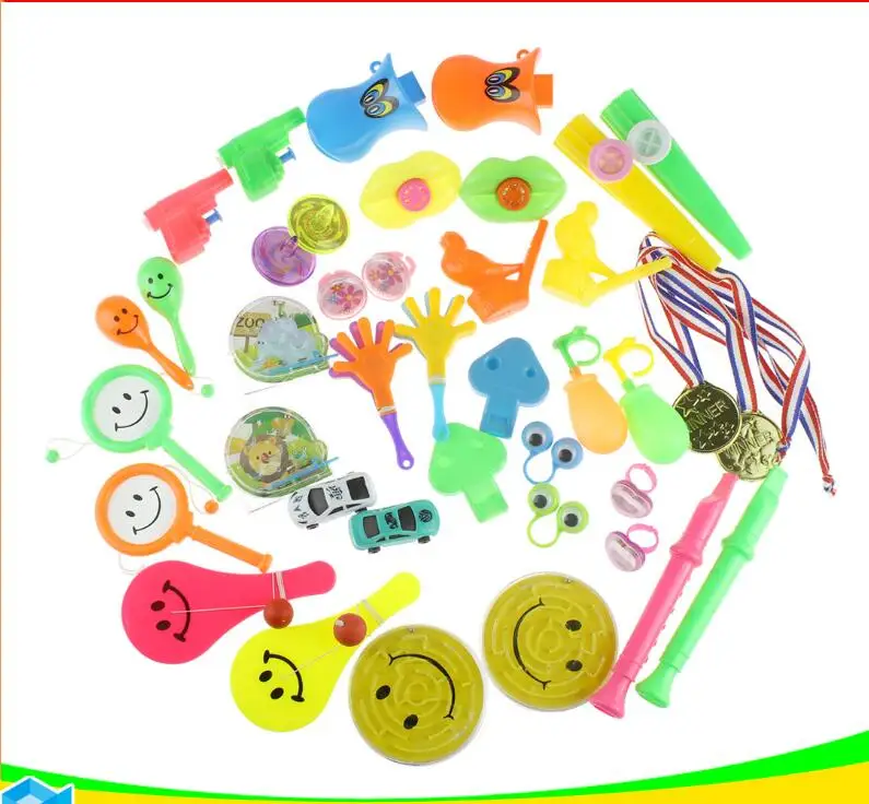 100 шт игрушки для детей партия поддерживает поставки День Рождения Девочки Мальчика Подарочные пакеты наполнители для пиньяты детские карнавальные призы школьные награды