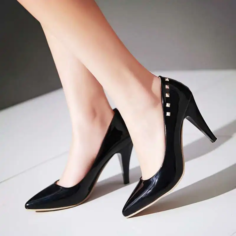 

Large Size 33-43 Elegant Plain Style Ladies Pumps Rivets Decoration Pointed Toe Spike High Heels Slip-On Women Shoes
