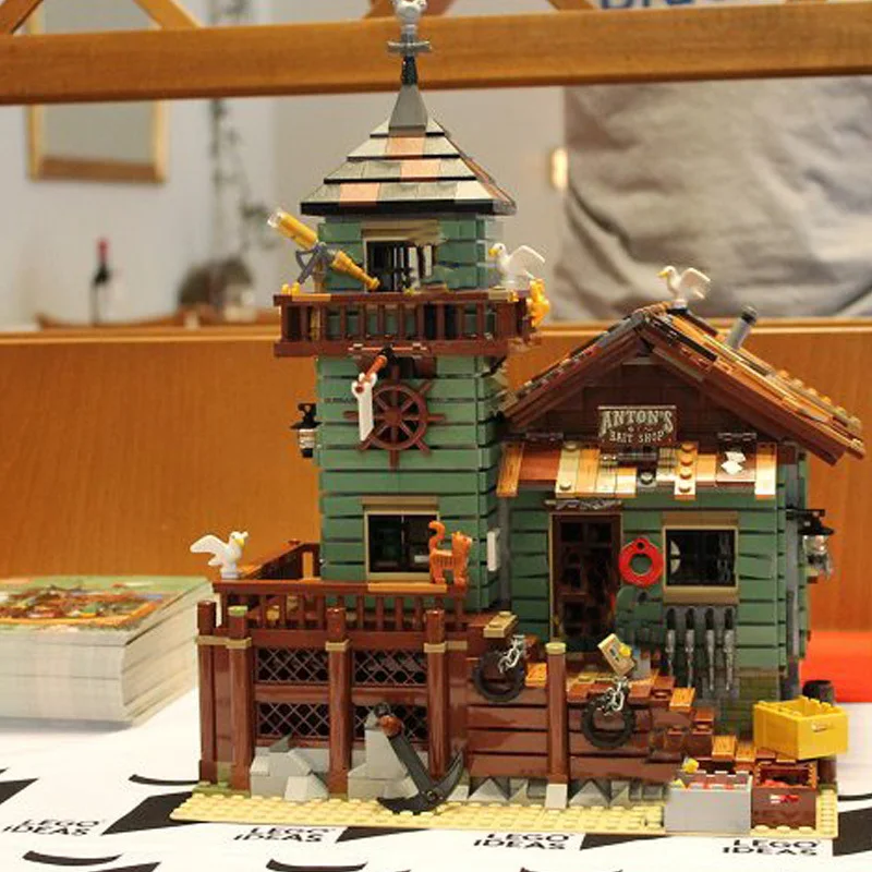 

Presell Compatible Legoe IDEAS Series 21310 Lepin 16050 2109pcs Old Finishing Store building blocks bricks toys for children