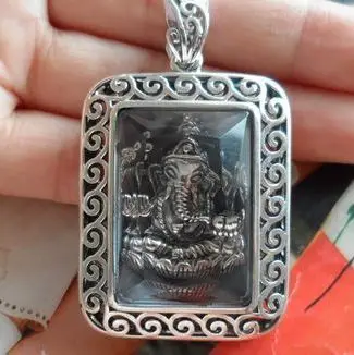 

Thai silver 925 pure silver bangkok silver handmade silver natural white crystal proboscis wealth pendant 5.6cm