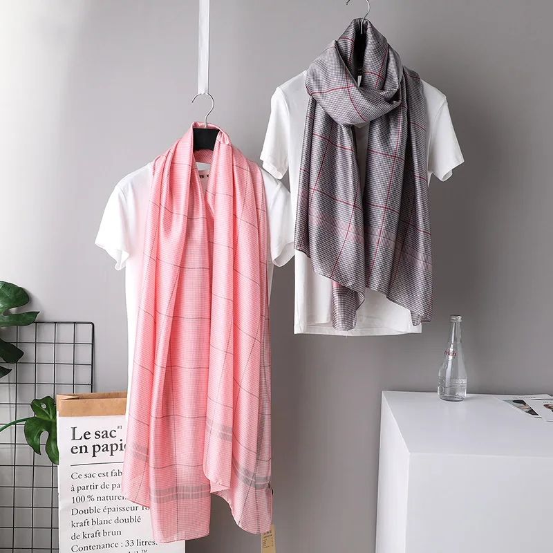 

2019 New Women's Silk Scarf Soft Print Silk Scarves Large Shawls and Wraps Ladies Pashmina Hijab Beach Stole Bandana Foulard