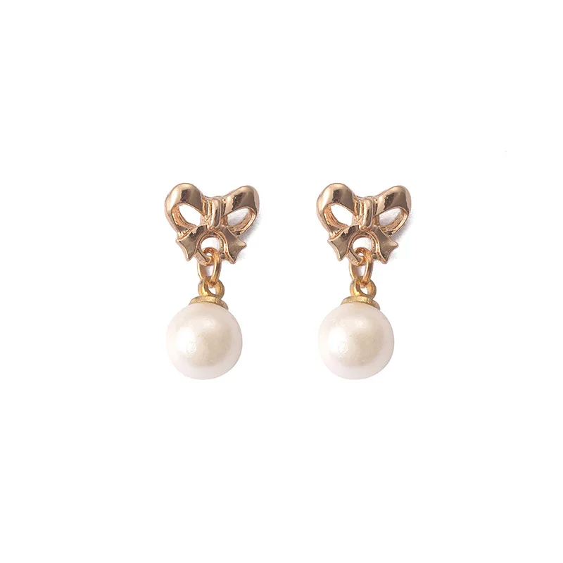 

Simple Cute Heart and Bowknot Crystal Pearl Stud Earrings for Women Gold Color Earrings Modern Creative Party Jewelry Gift