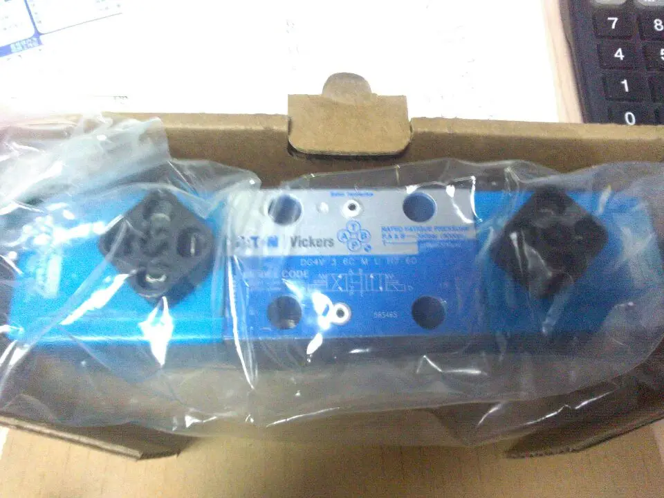 

[ZOB] Original DGMFN 3 A2W Y Vickers B2W 41 throttle valve