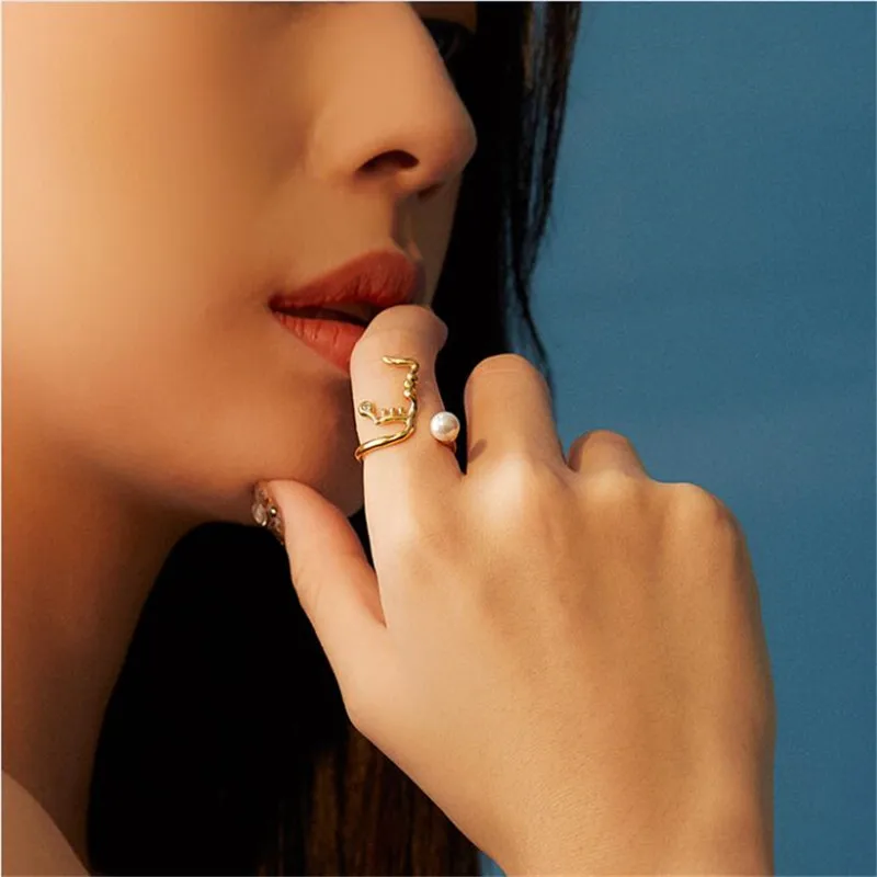F. J4Z шикарные кольца на палец для женщин, модные стильные кольца с искусственным жемчугом для лица, аксессуары anillos de mujeres