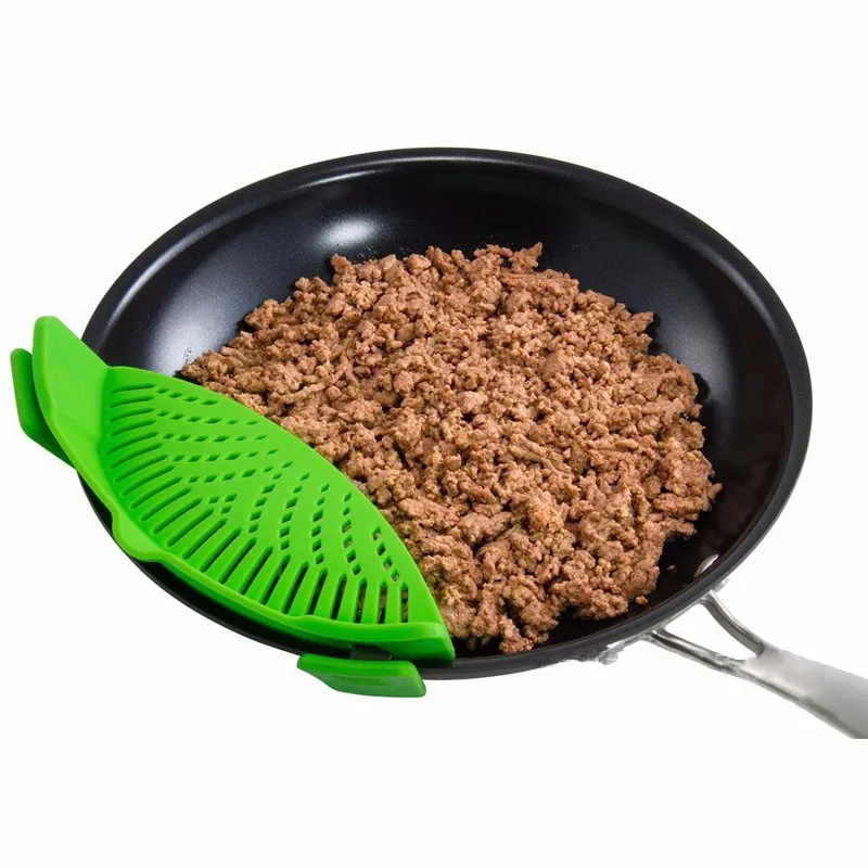 Silicone-Colanders-Kitchen-Clip-On-Pot-Strainer-Drainer-For-Draining-Excess-Liquid-Univers-Draining-Pasta-Vegetable (4)