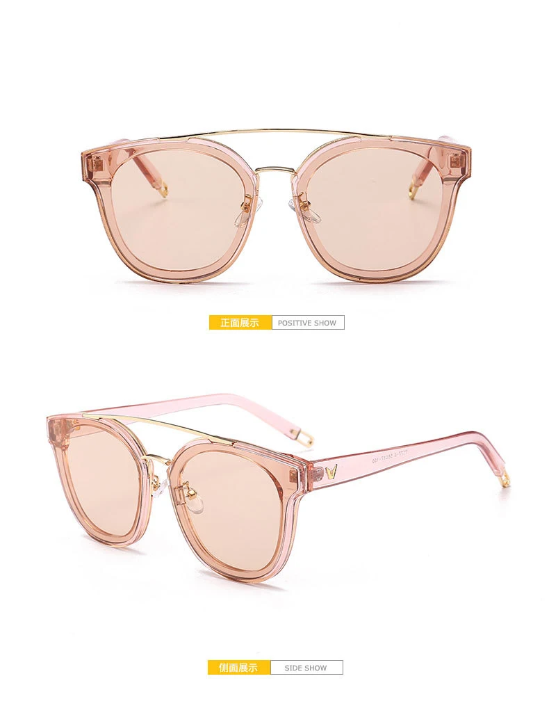 4400461153_843572799