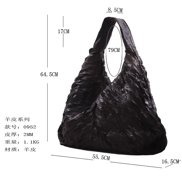 Кожаная сумка, сумка-мессенджер, размер 55,5*64,5*16,5 см, женская черная, большой размер