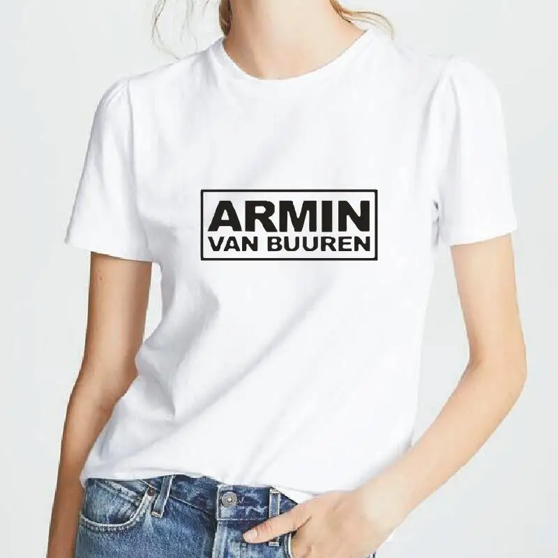 Женская свободная футболка ARMIN VAN BUUREN белая с короткими рукавами и буквенным